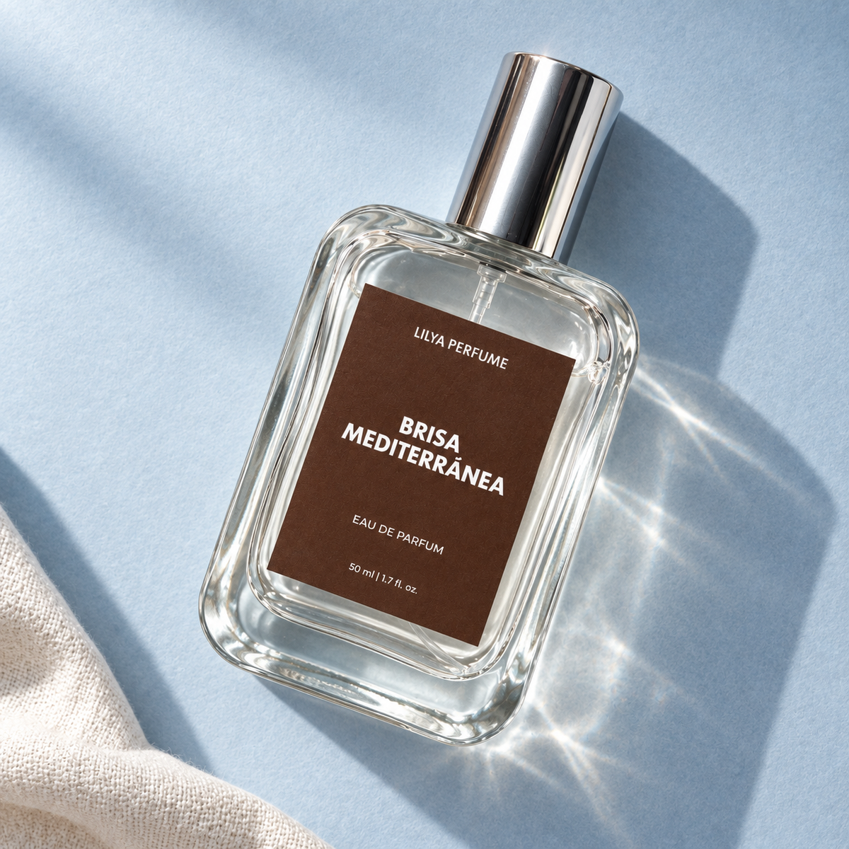 Brisa Mediterránea de Lilya Perfume, perfume fresco para uso diario